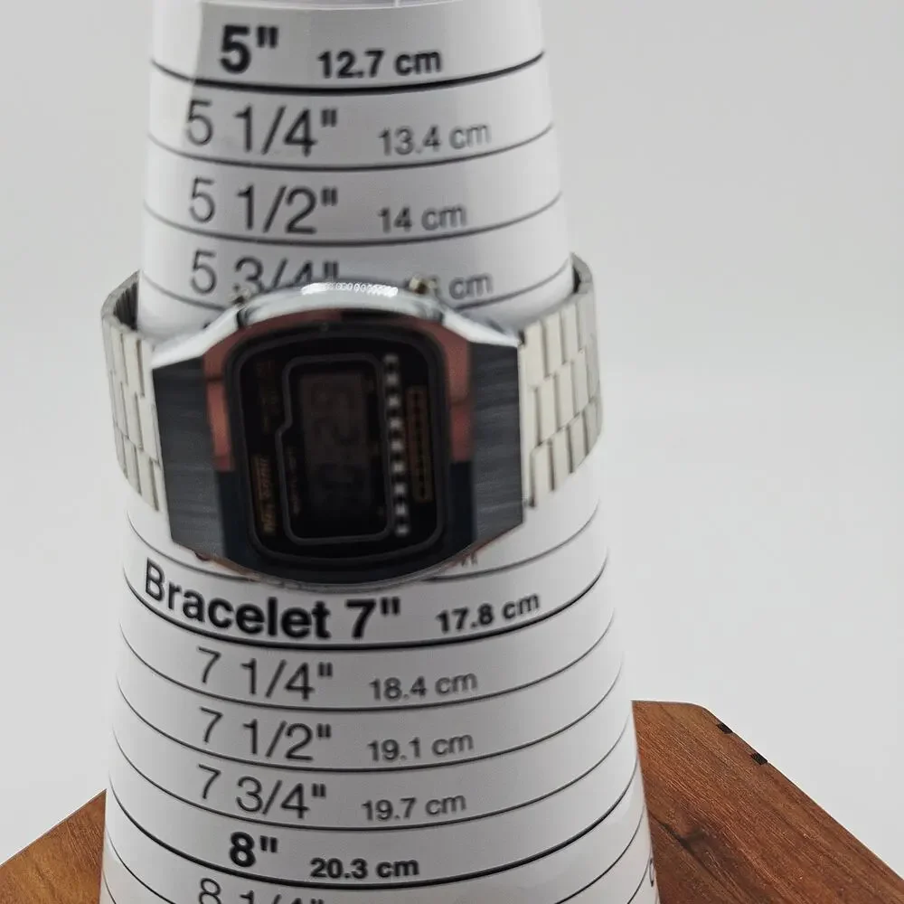 Nel Sonic Digital Watch Silver Tone Sporty Timer Running Workout Date Calendar